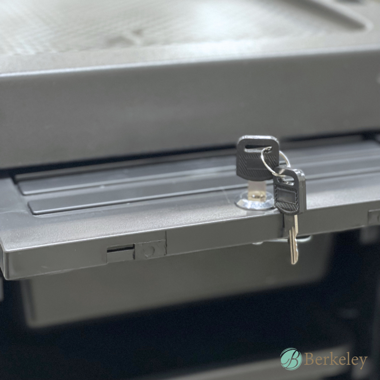 TT Nail Supply STL – Trusted by Vietnamese Nail Artists in St. Louis!