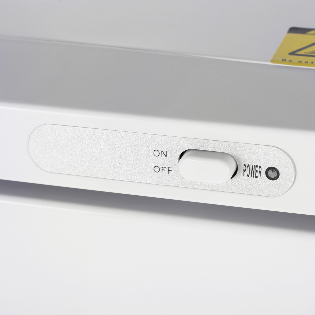 MSI-TWAPP-141_5__94234