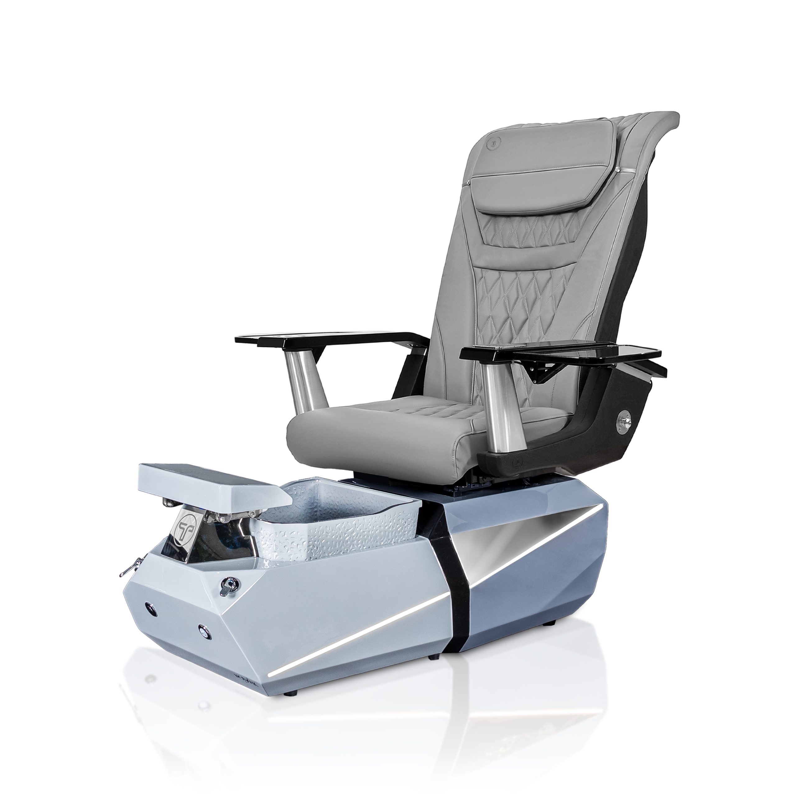 Novak-GG-Timeless-Gray-scaled