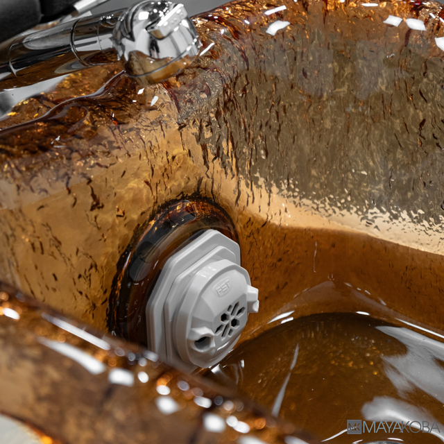 Perla_WHTGLD-A_Tub_Closeup_4__13595